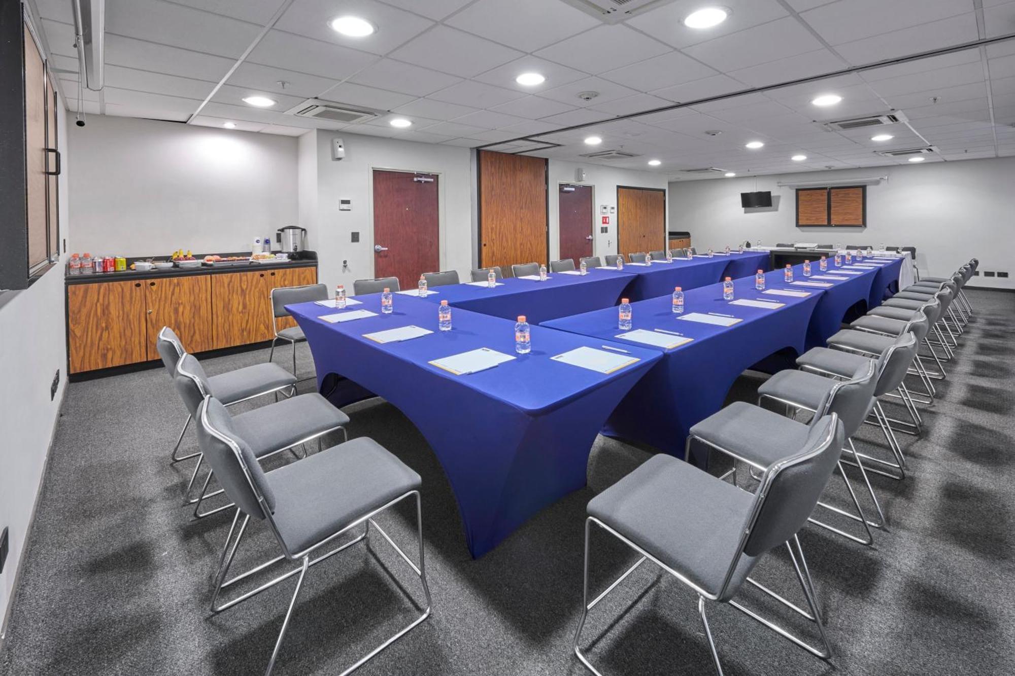 City Express By Marriott Queretaro Jurica Exterior photo