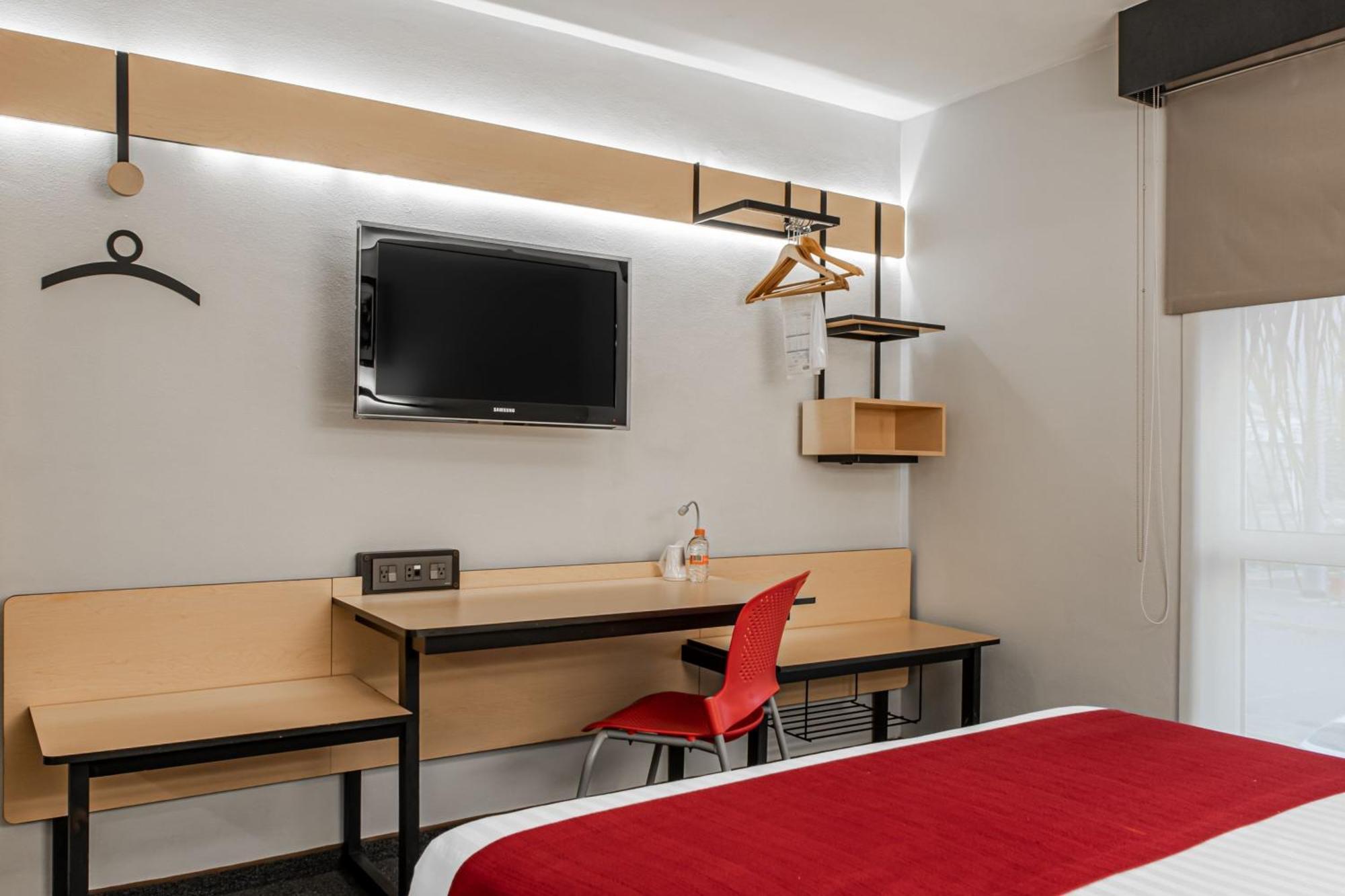 City Express By Marriott Queretaro Jurica Exterior photo