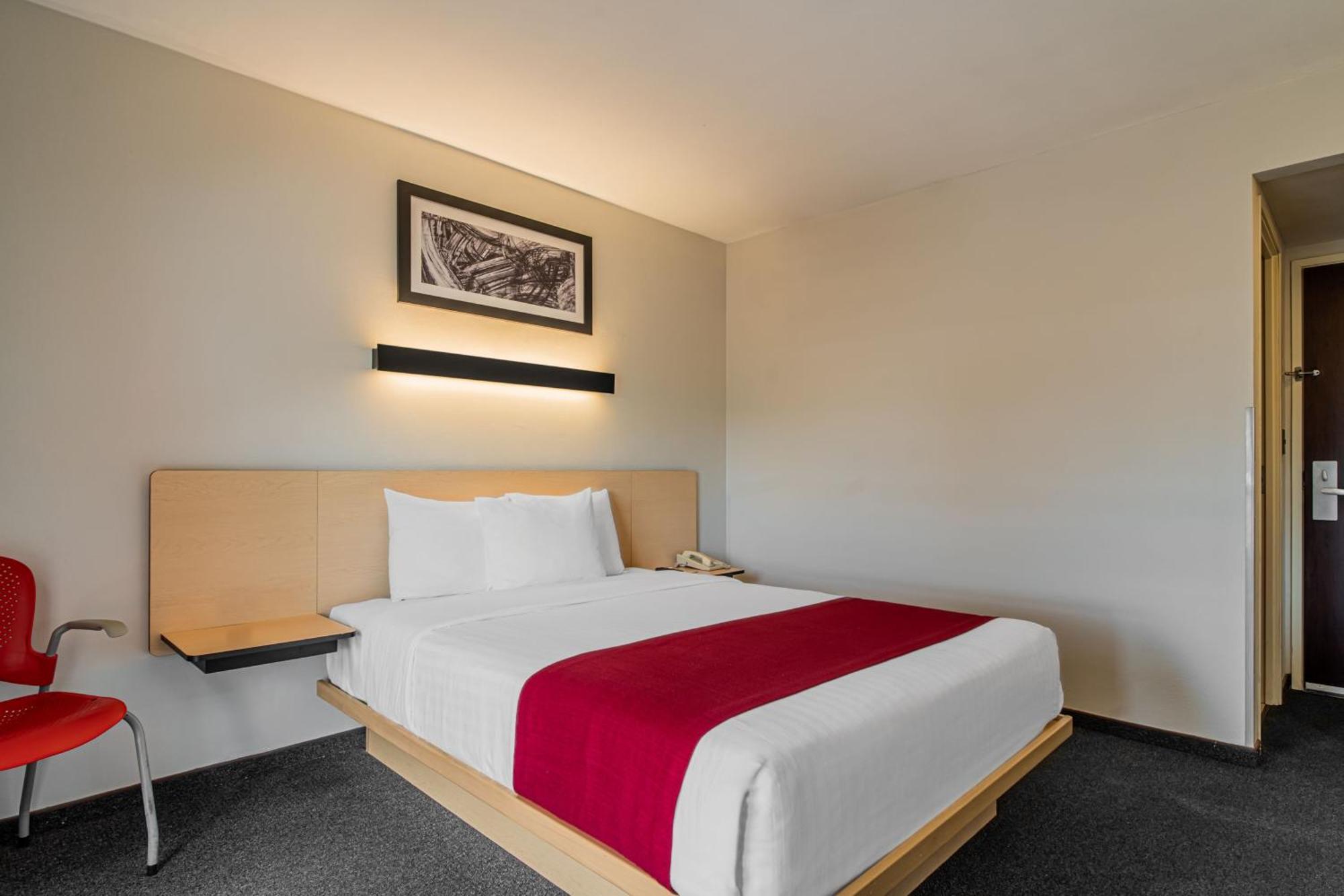 City Express By Marriott Queretaro Jurica Exterior photo