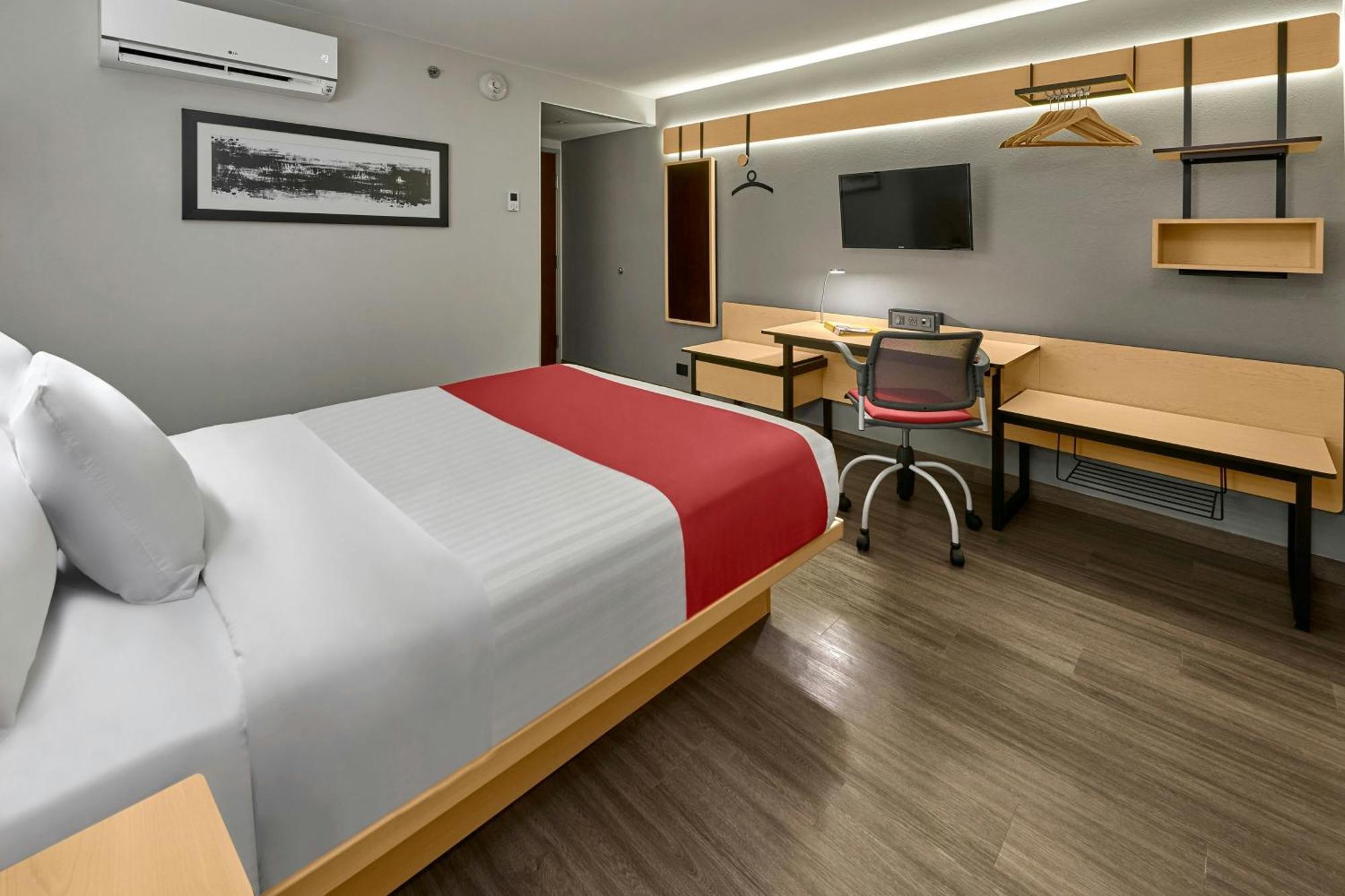 City Express By Marriott Queretaro Jurica Exterior photo